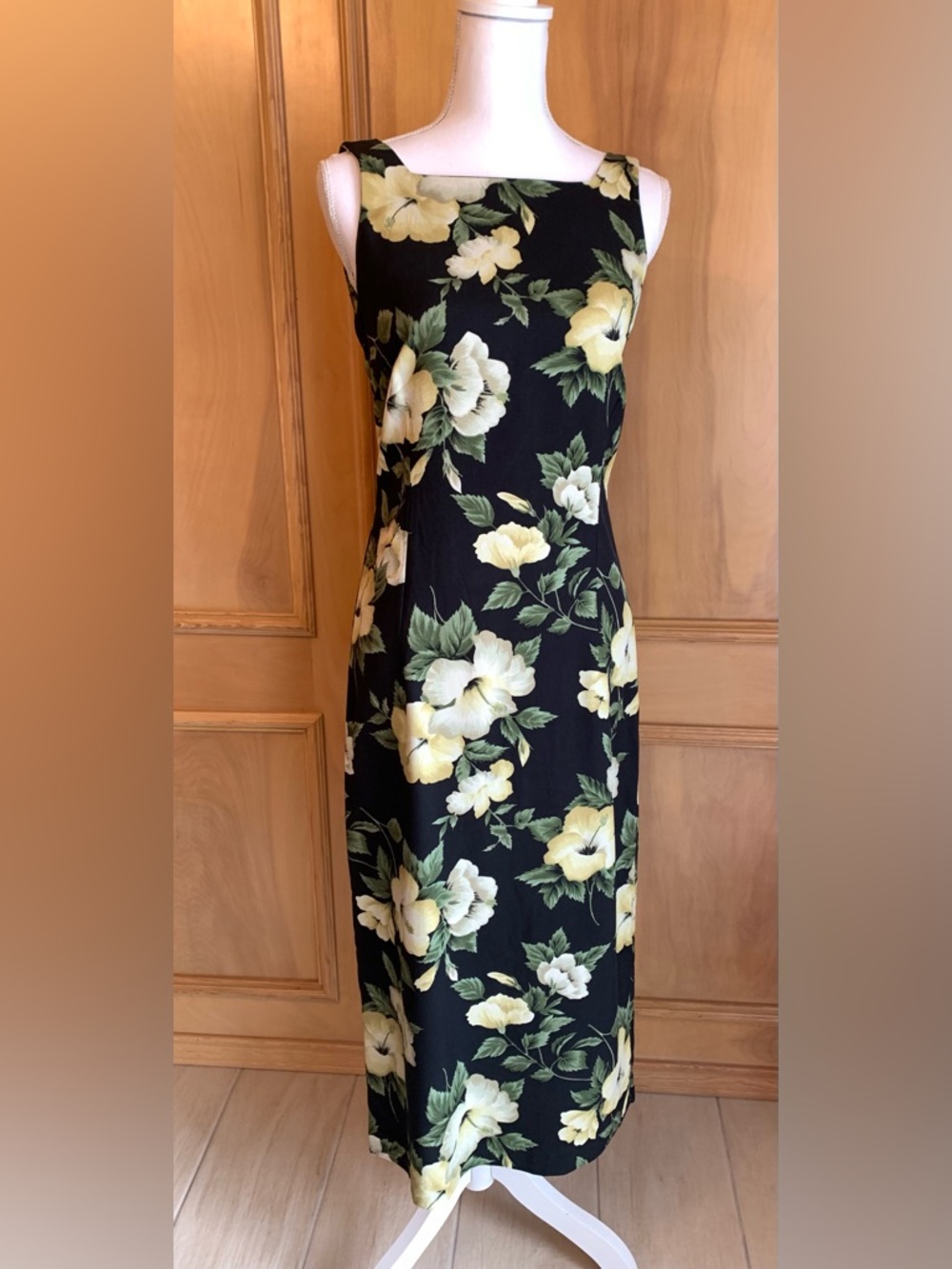 Tommy Bahama Green Ivory Yellow Floral Leaf Print Sleeveless Silk Maxi Dress